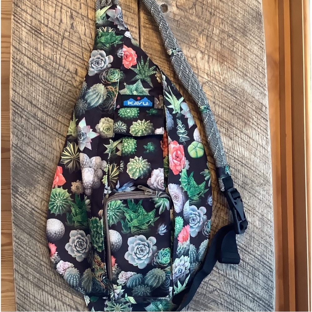 Kavu Greenhouse Rope Sling Bag used 1X Like Brand New